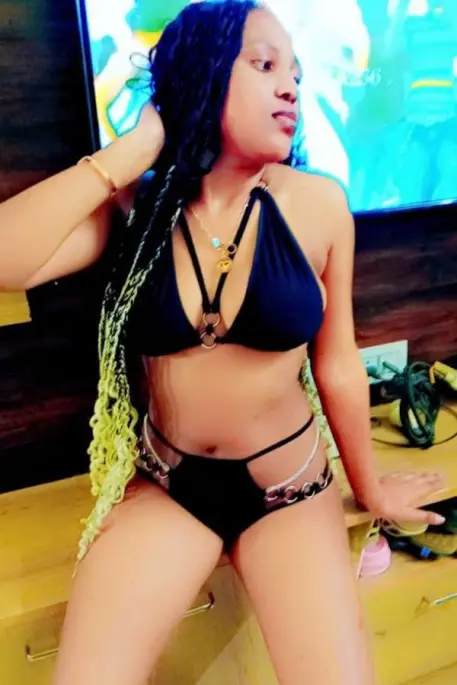 Neha Dating call Photo 1 of 4